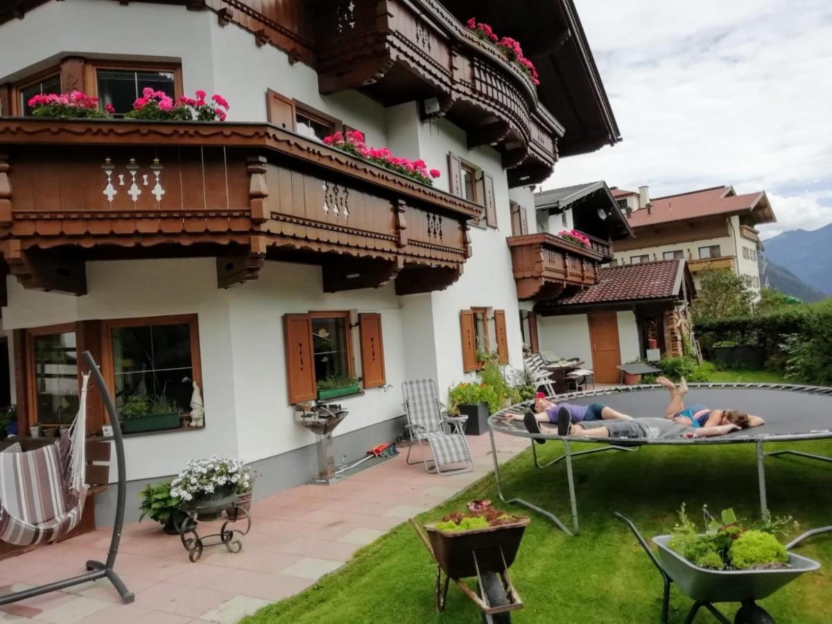 Apartamento Zellerhof Finkenberg Exterior foto
